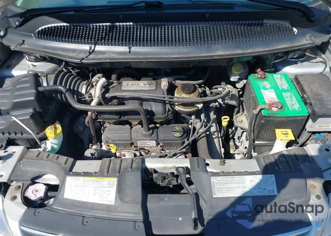 2007 Chrysler Town & Country Touring из США, поврежденный, VIN 2A4GP54L67R136381